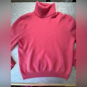 Geneva Women’s Pink Cashmere Turtleneck Sweater Petite Large